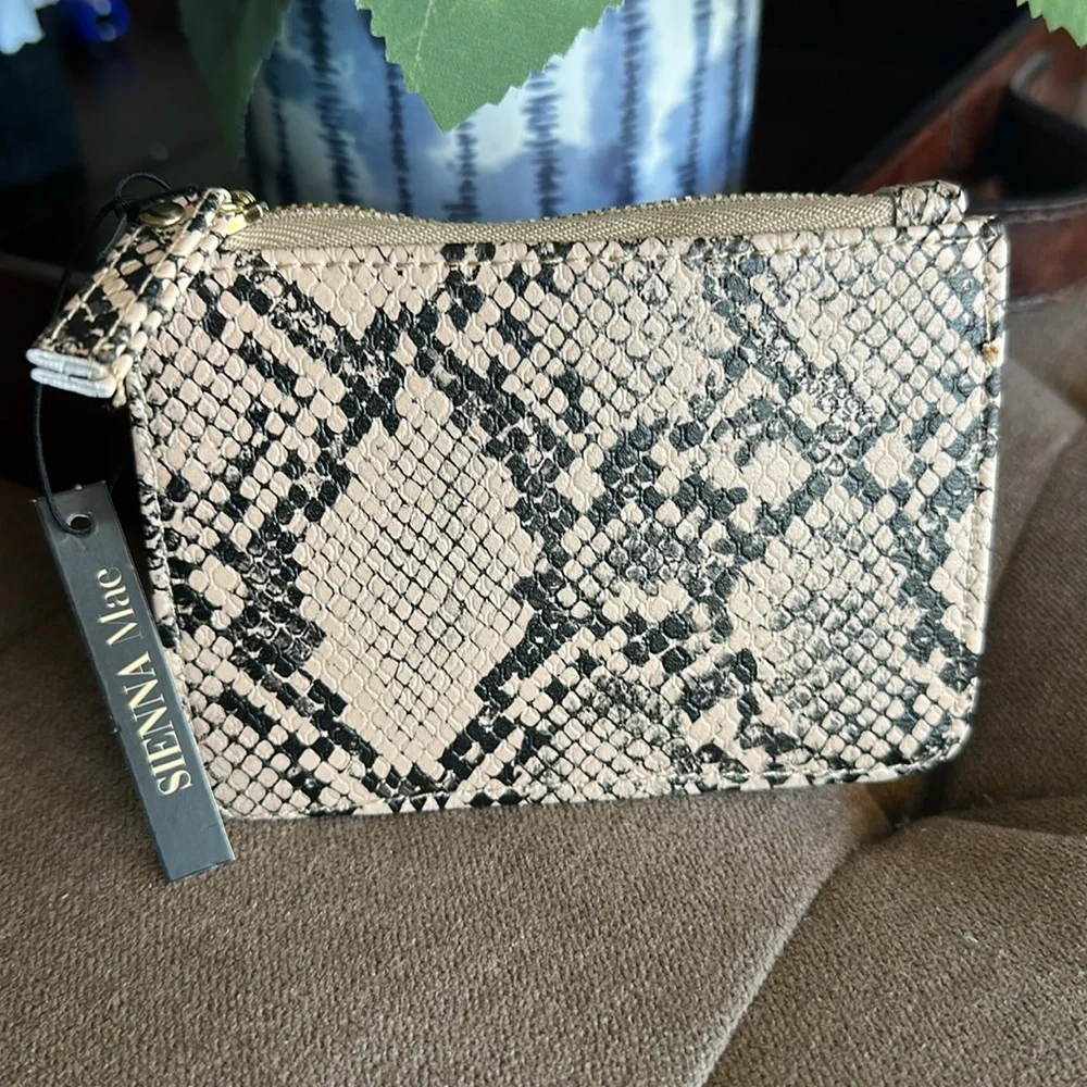 Sienna Mae Vegan Leather Card Wallet - Picture 2 of 4
